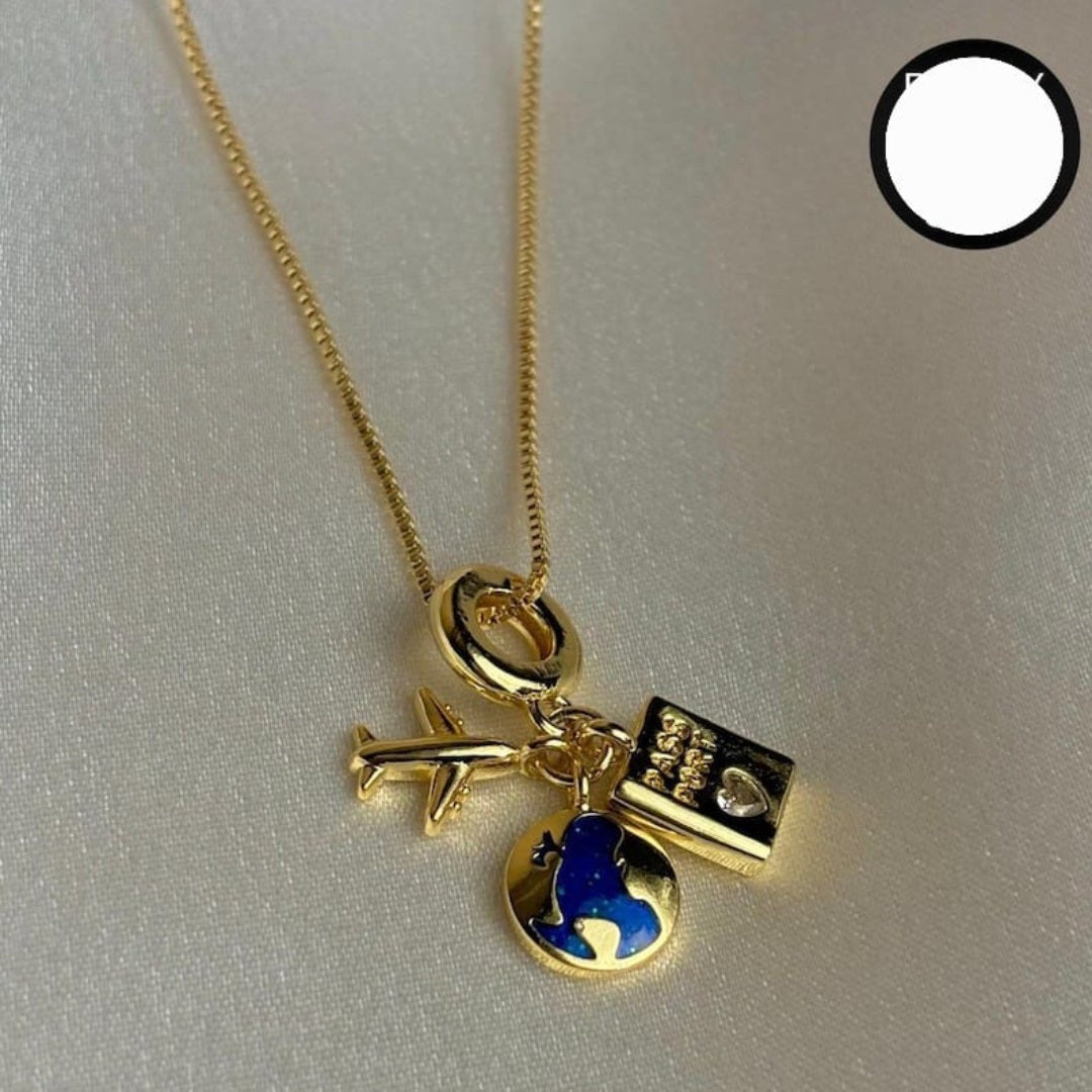 Dreamy World Tour Pendant