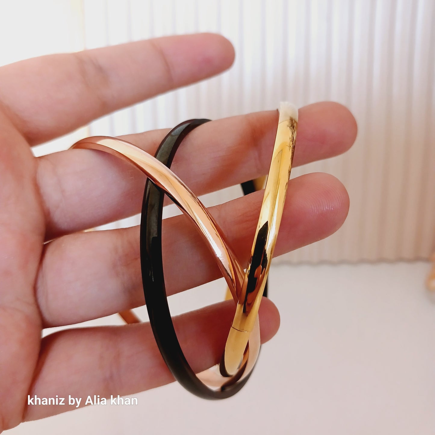 Clutter Triple Tone Bangles