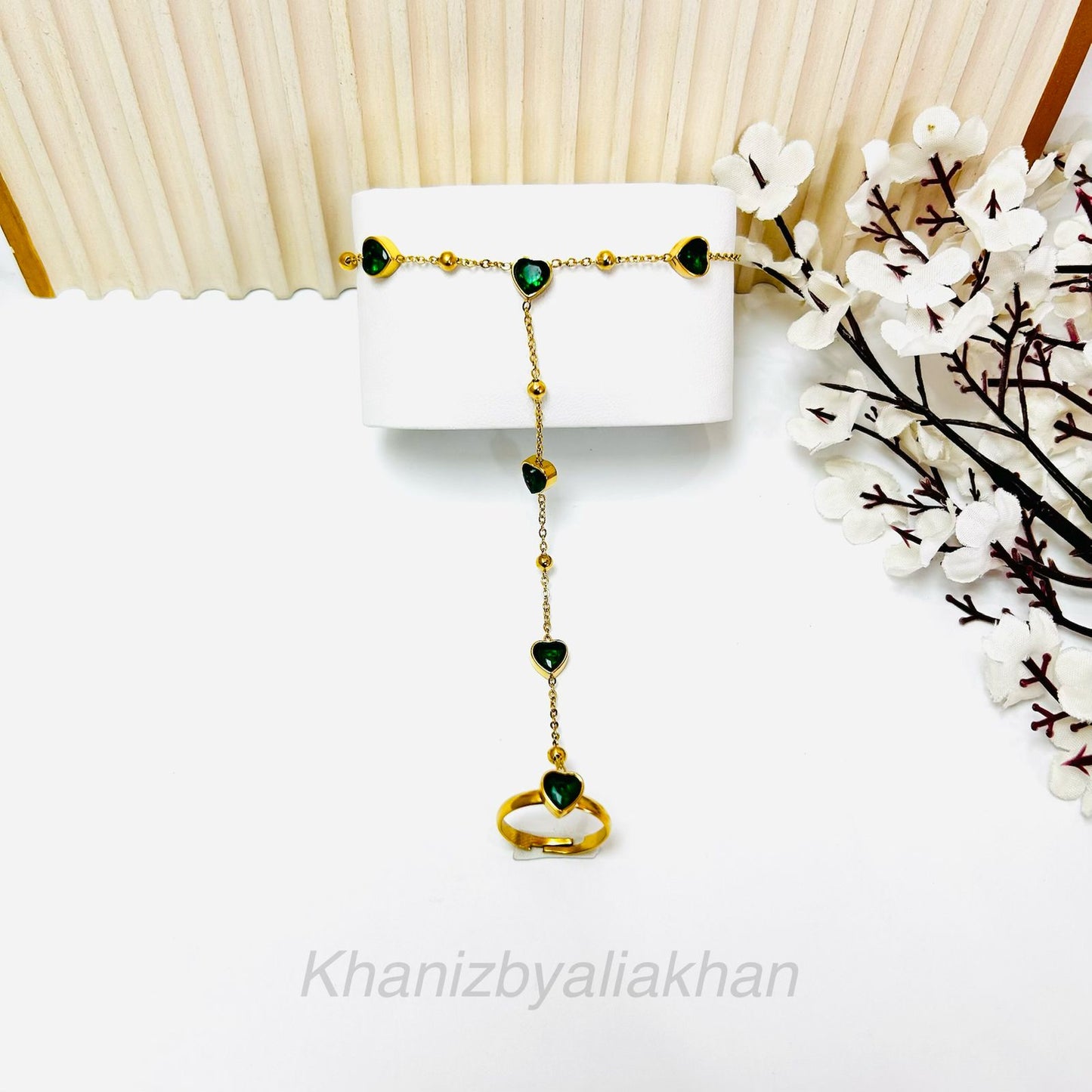 Emerald Heart Handchain