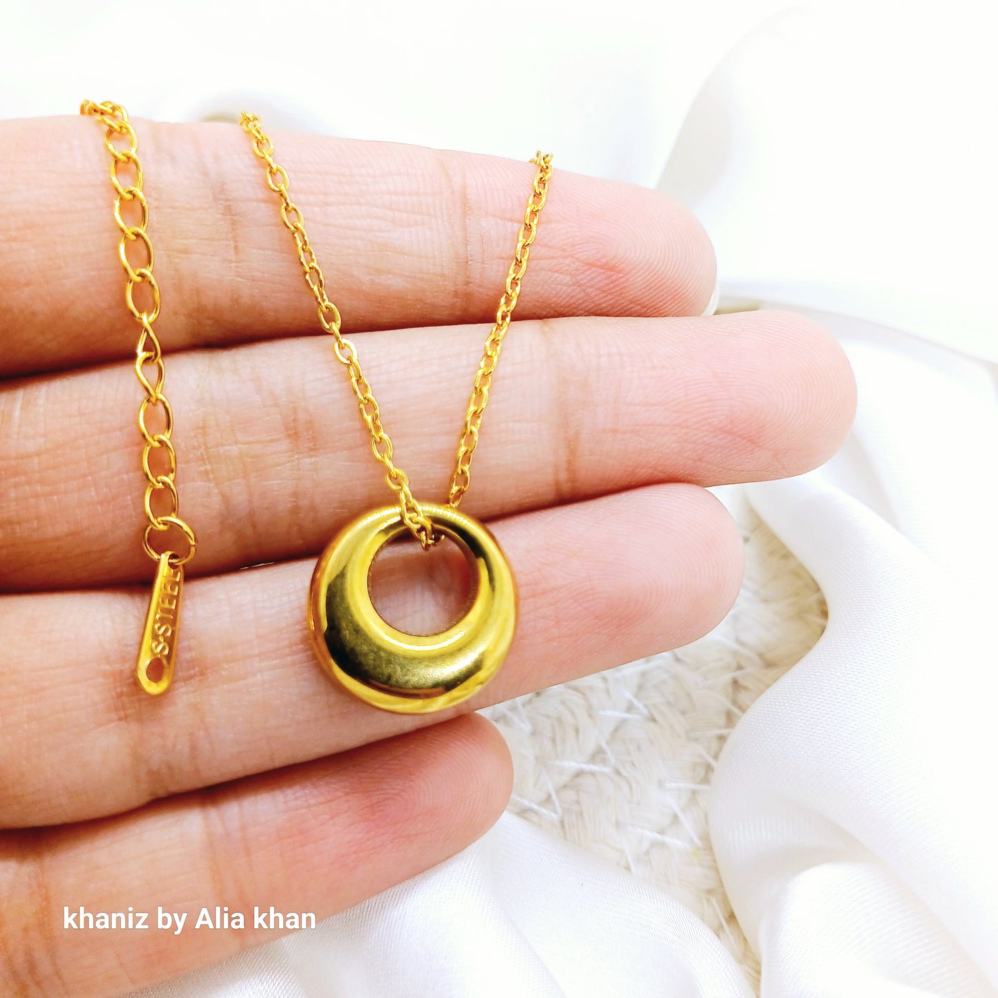Dainty Drop Pendant