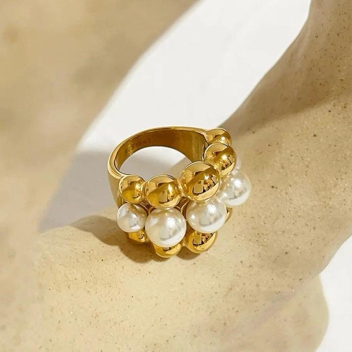Bubble Pearl Ring