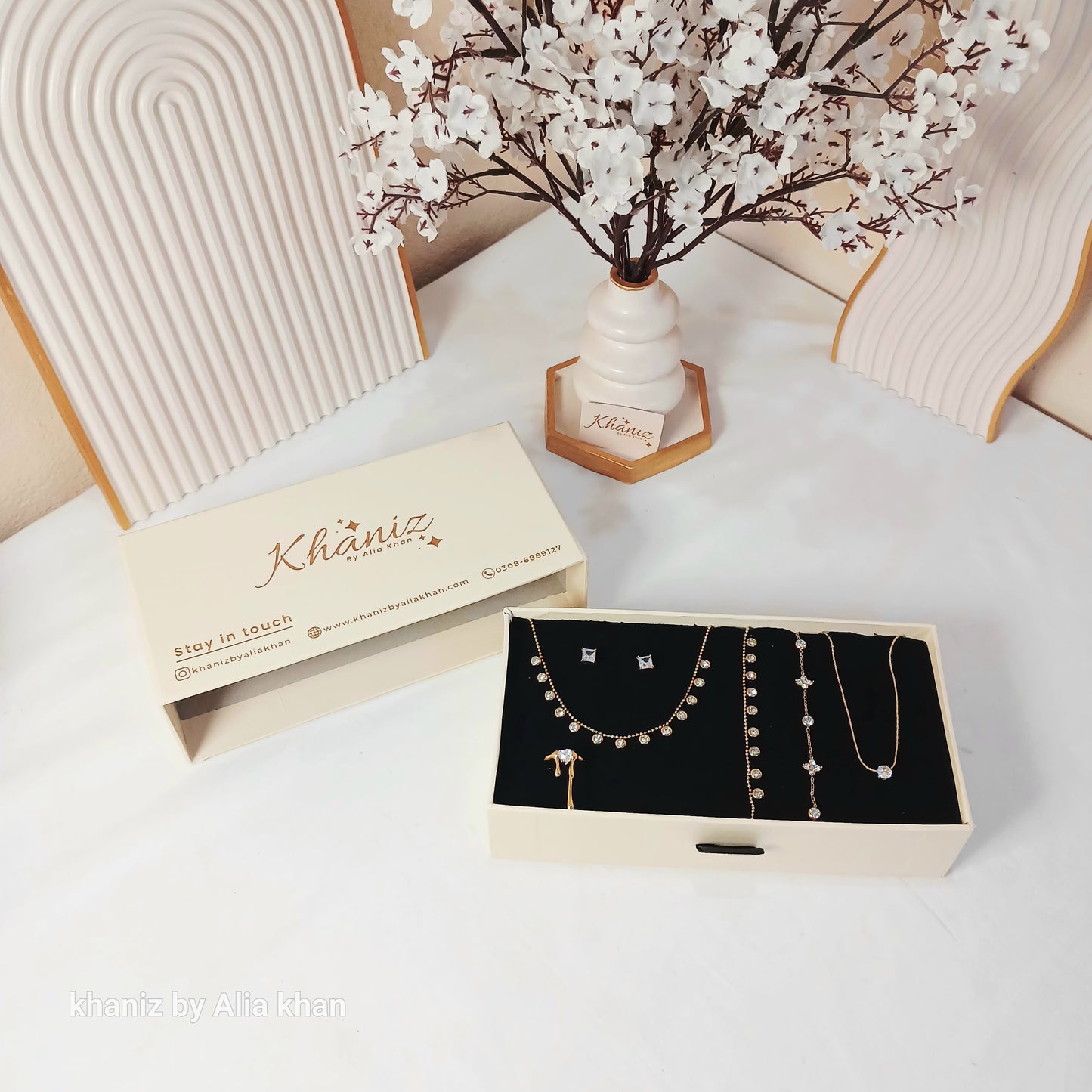 Premium Khaniz Slide Box
