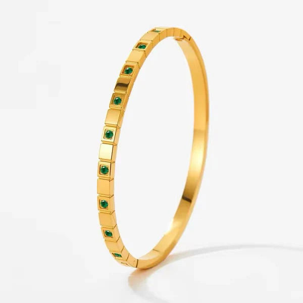 Treasure Handcuff