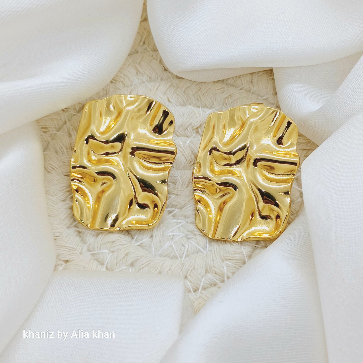 Textured Glam earrings