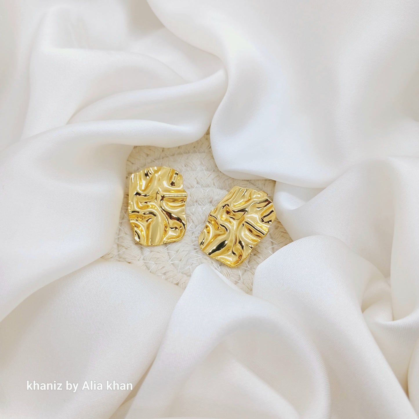 Textured Glam earrings