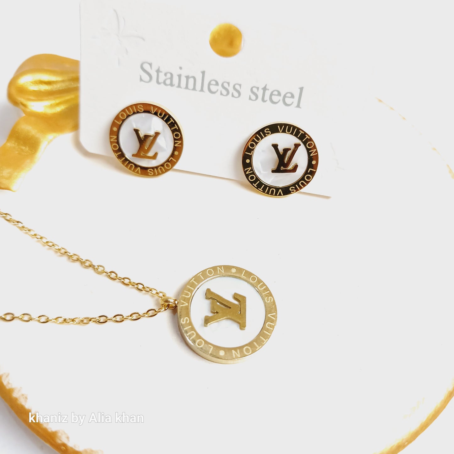 Branded LV Set