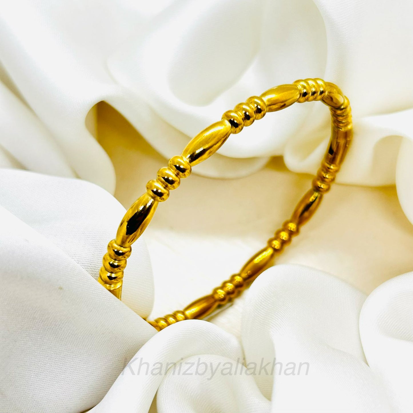 Twisted Bamboo Handcuff