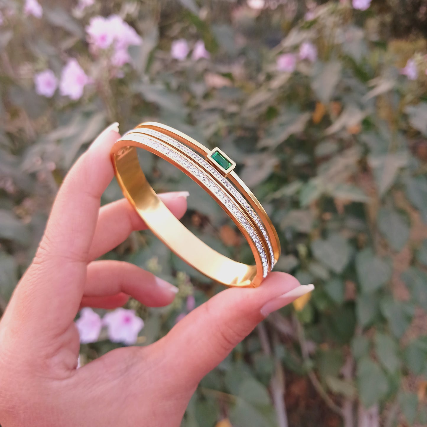 Elysian Triple Layer Handcuff