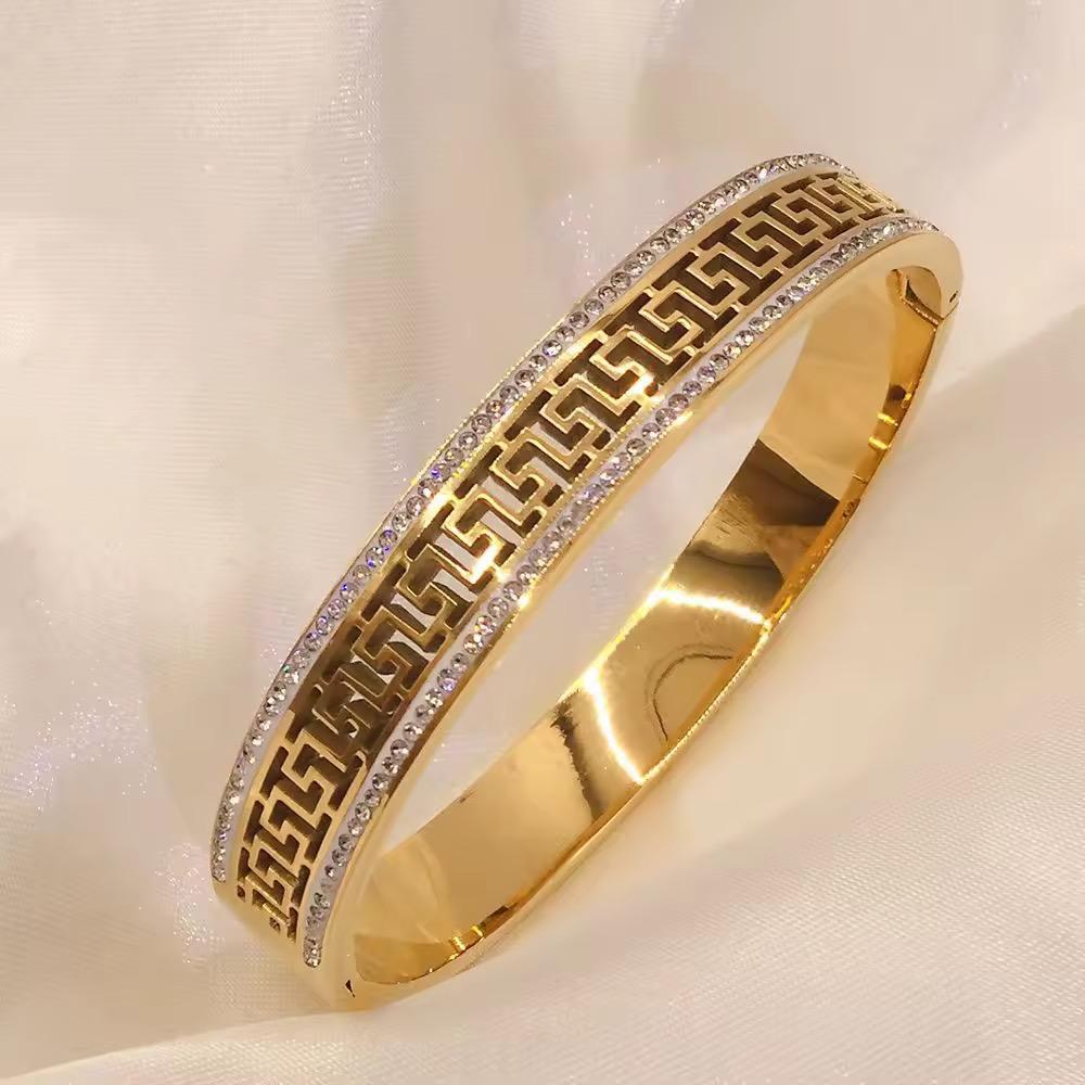 Sparkling Greek key Handcuff
