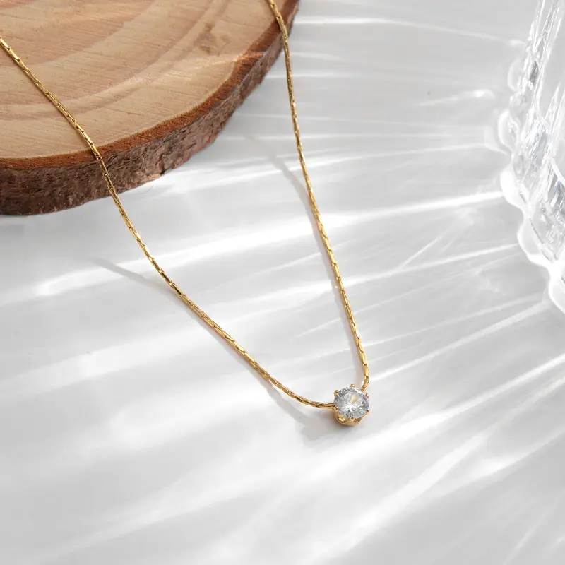 Glam Grace Pendant