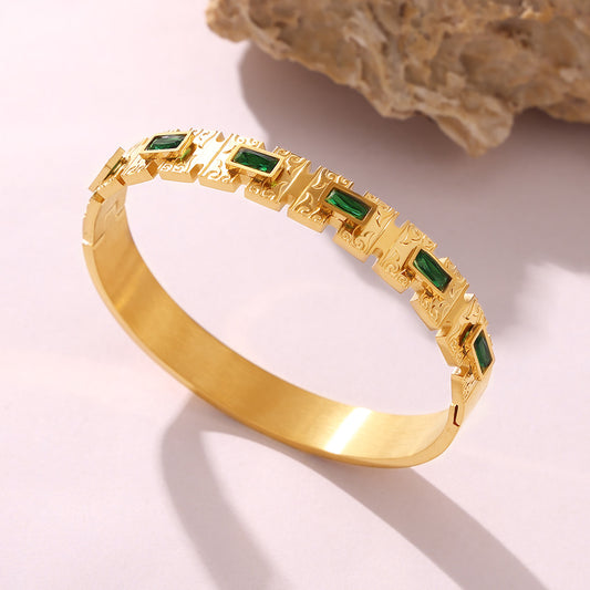 Ziva Emerald Handcuff