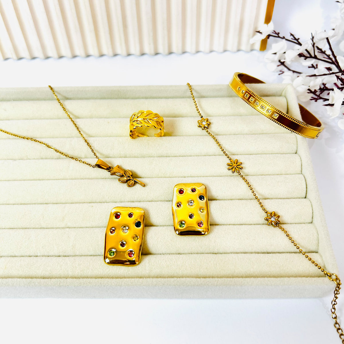 The Gold Edit Bundle