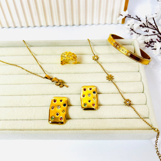 The Gold Edit Bundle