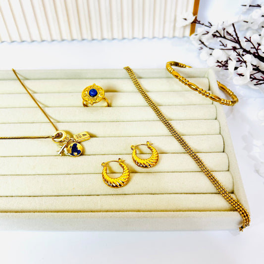 Timeless Treasure Bundle