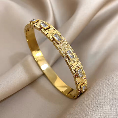 Ziva Crystal Handcuff