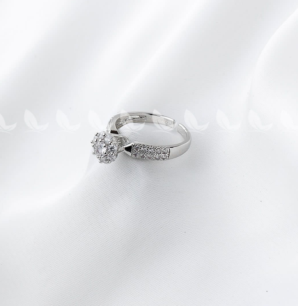 Silver Starling Flower Engagement Ring