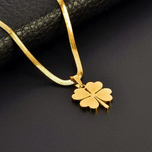 Gilded clover long chain pendant