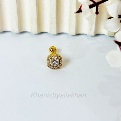 Aura Nose Pin