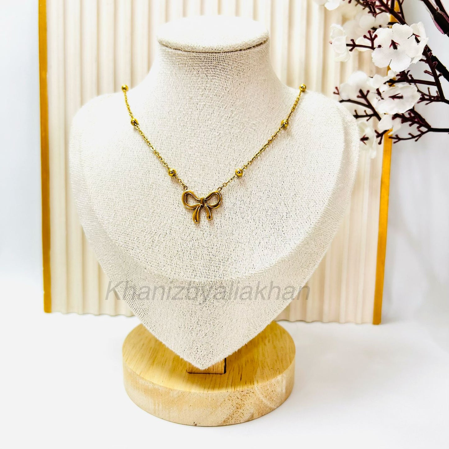 Bow Pendant