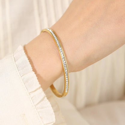 Gleam Handcuff