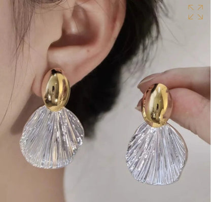 Golden Ripple earrings