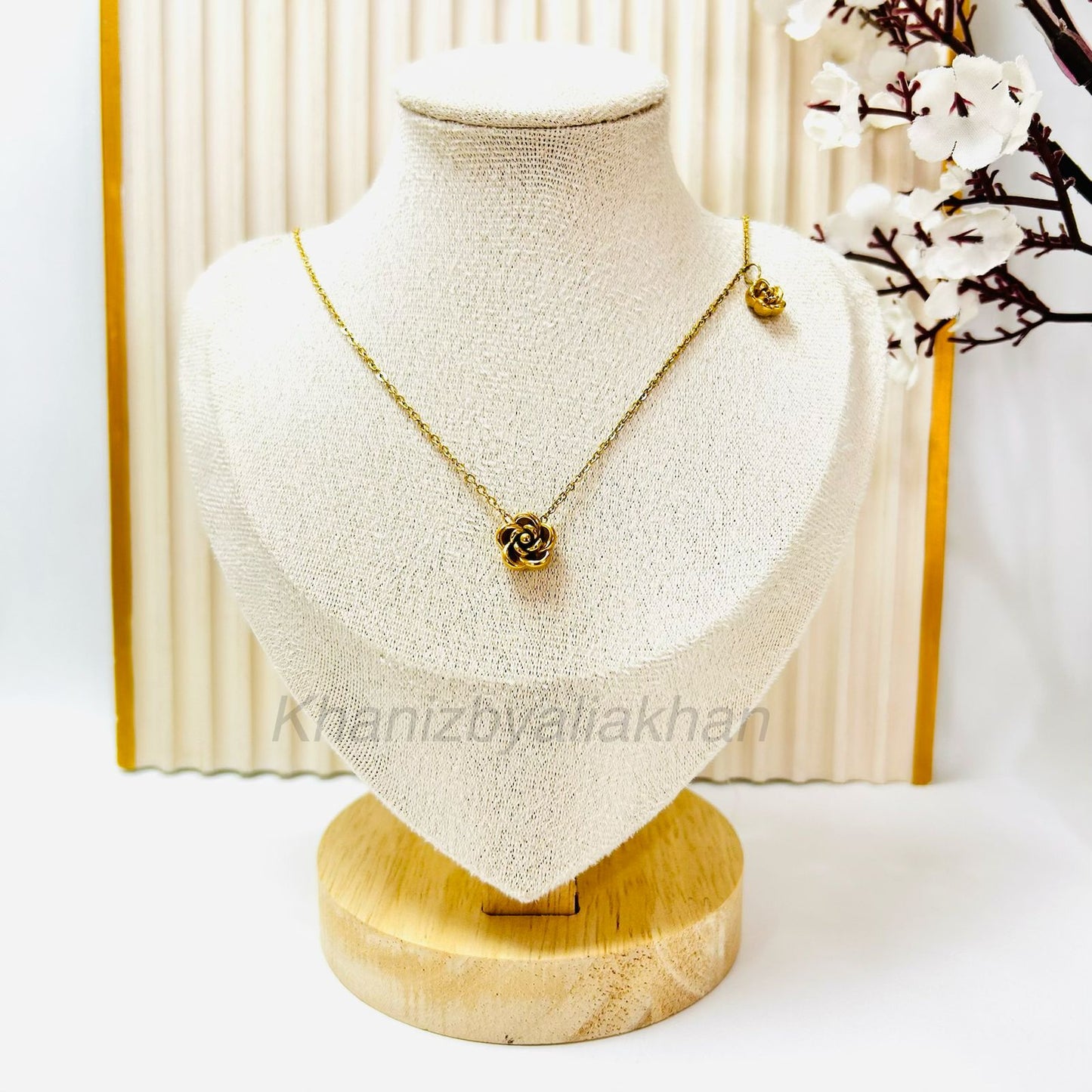 Vintage Rose Pendant