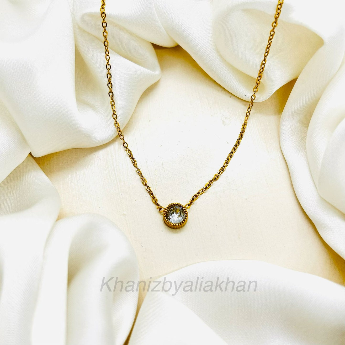 Crystal Blink Pendant