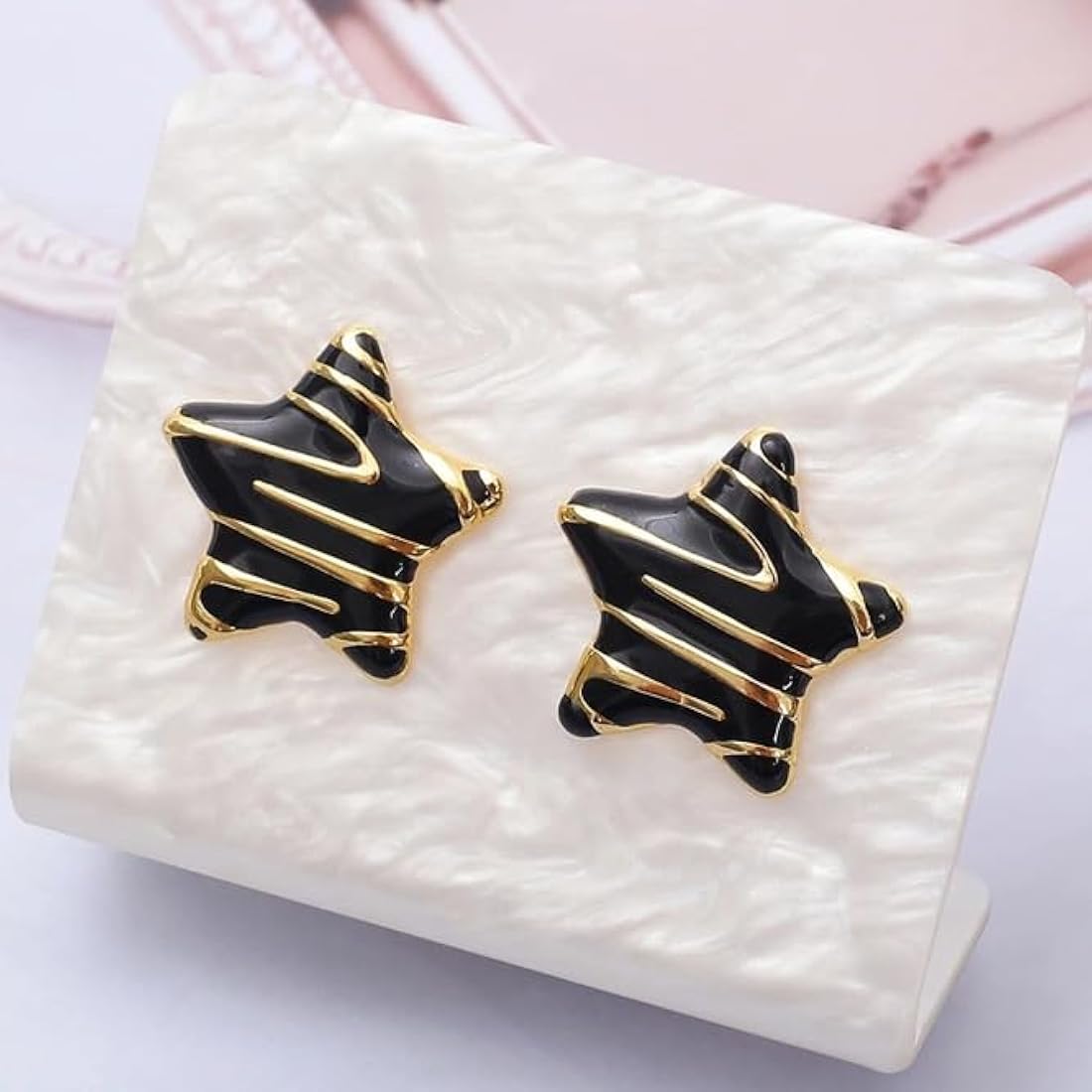 Twinkle Star Earrings