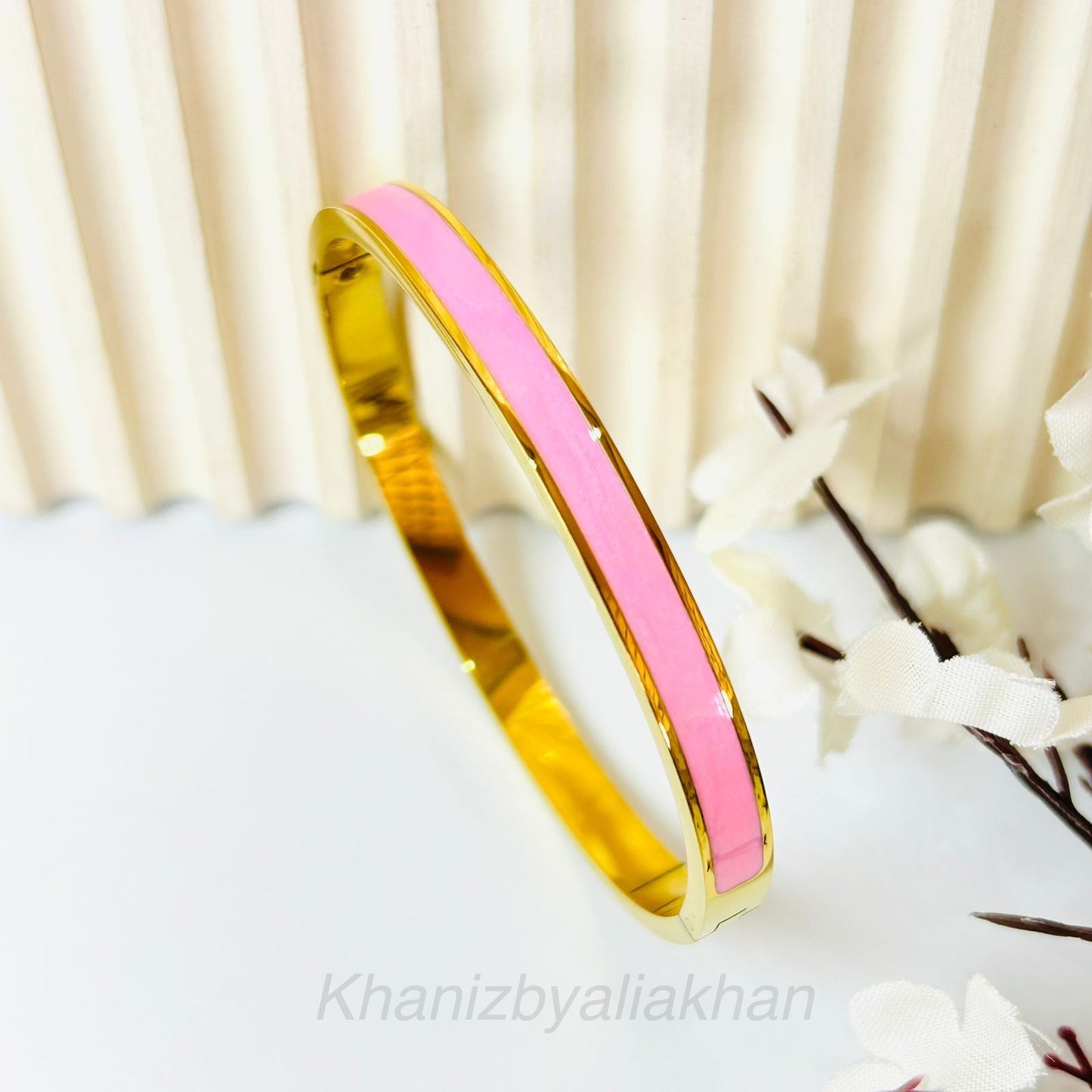 Signature Pink Handcuff