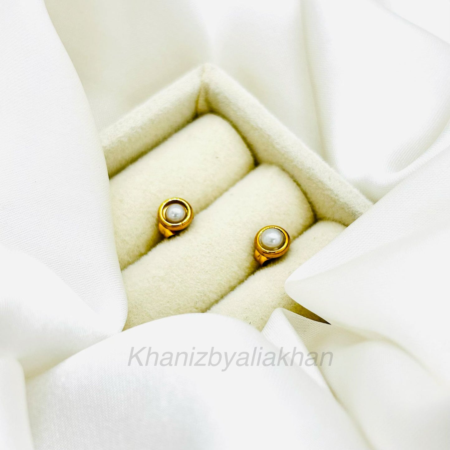 Dainty Pearl Earrings