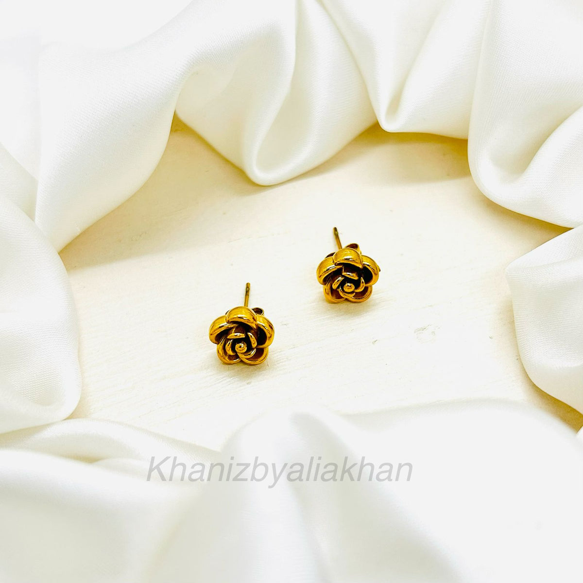 Vintage Rose Earrings