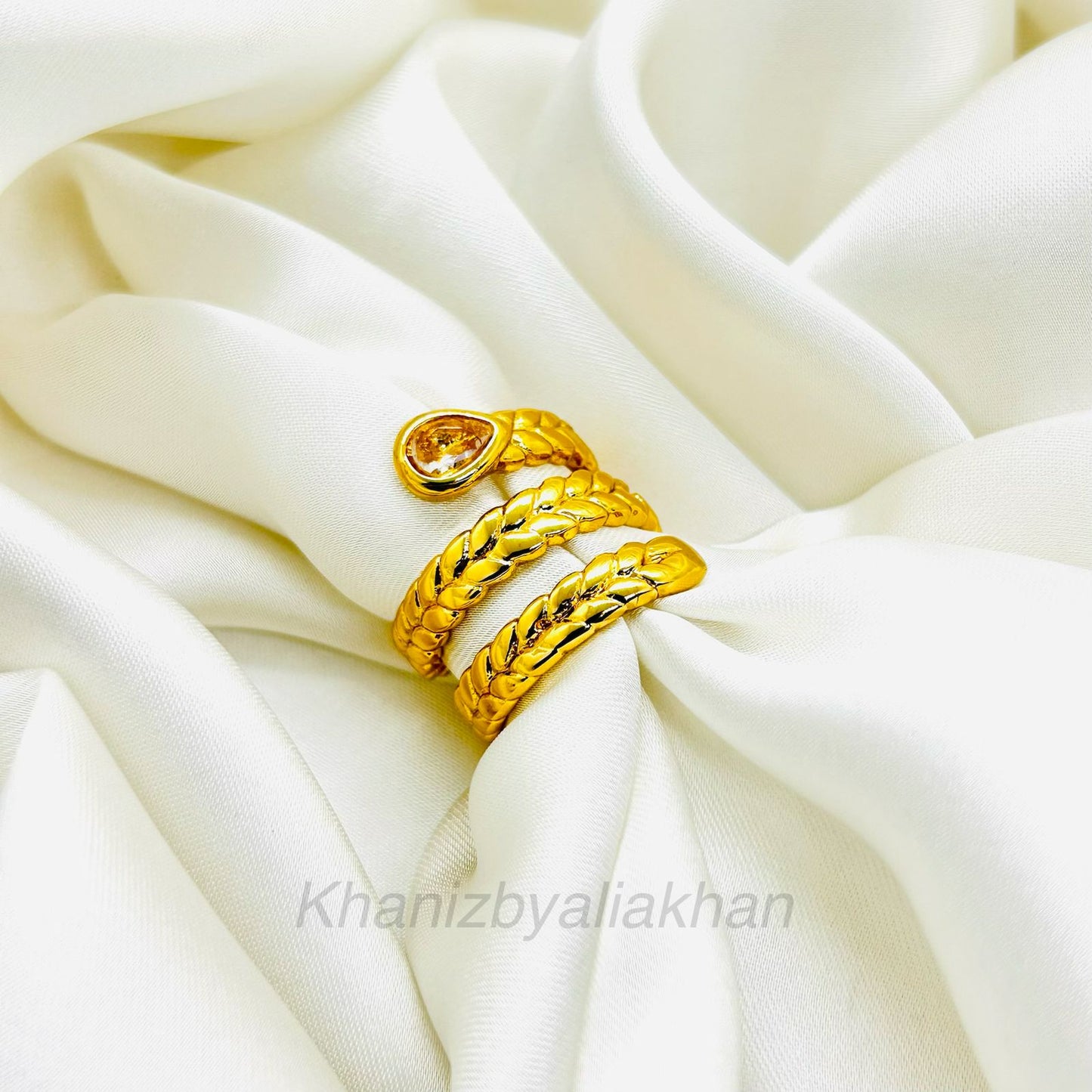 Slinky Ring