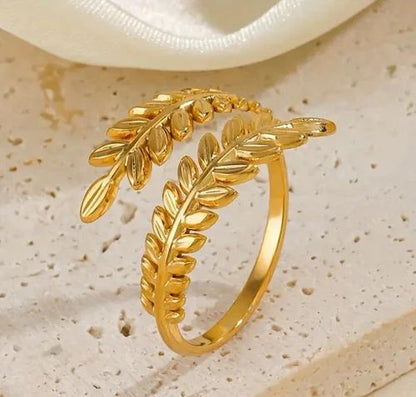 Leafy Ring