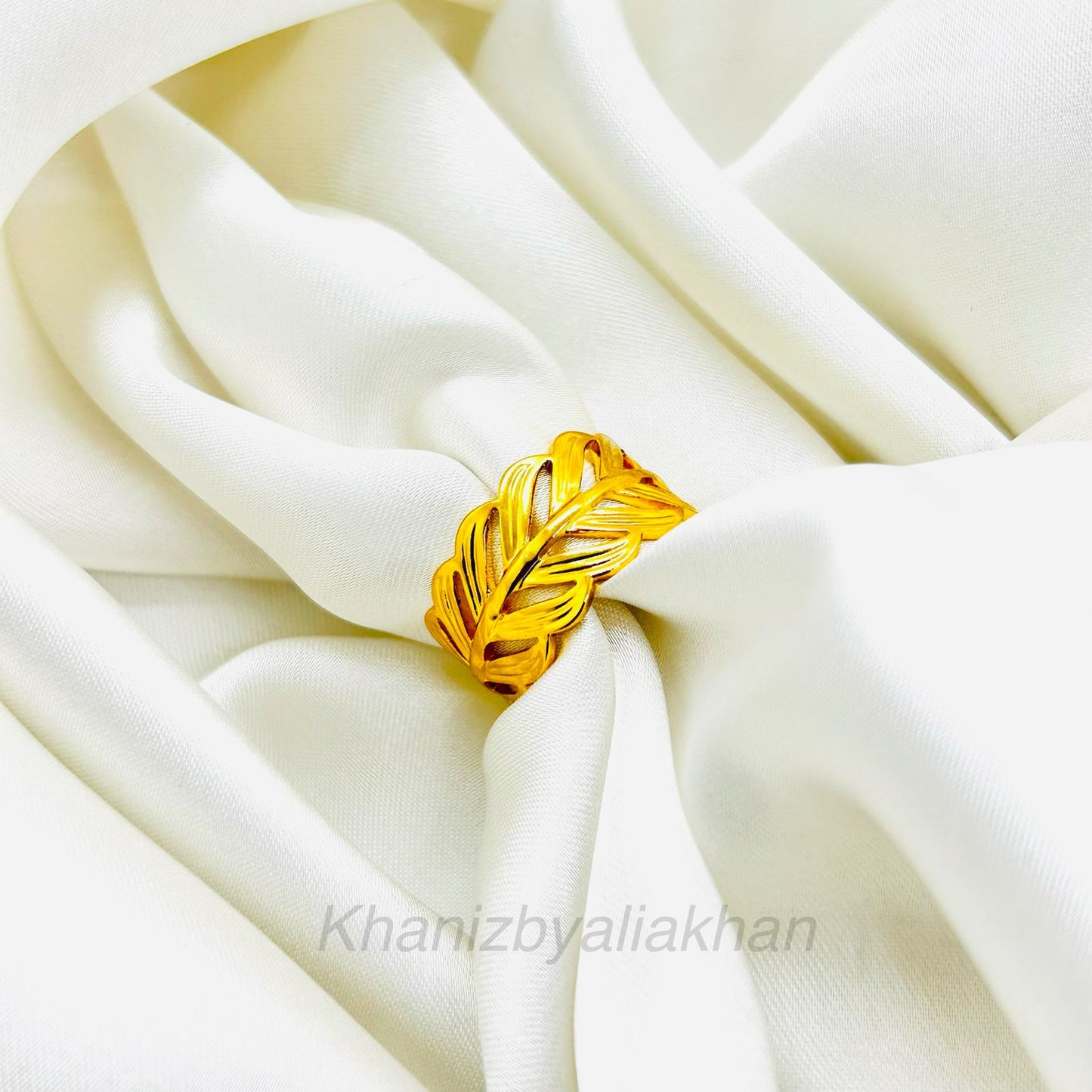 Feather Ring