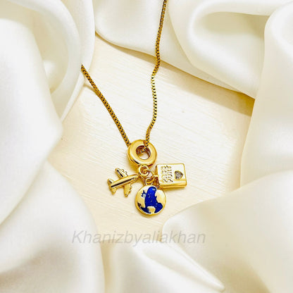 Dreamy World Tour Pendant
