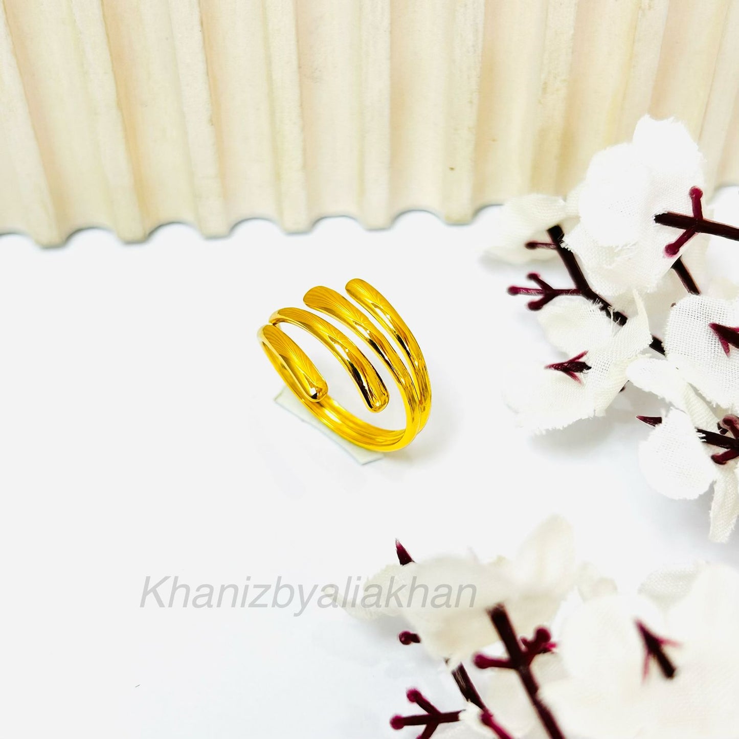 Elliot Ring