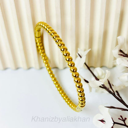 Dainty Boll Handcuff