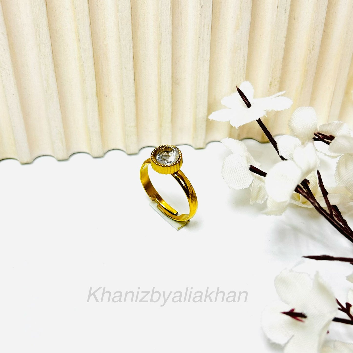Crystal Blink Ring