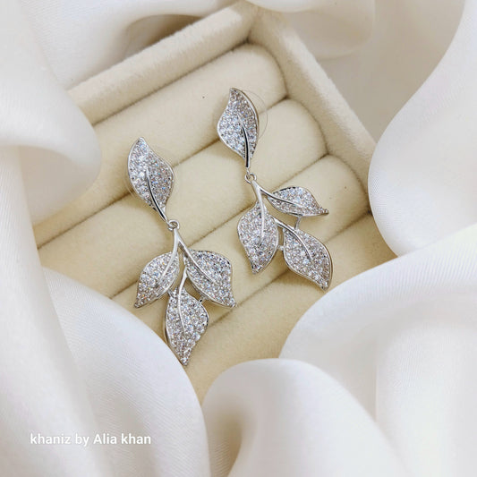 Sparkle Leafy Earrings