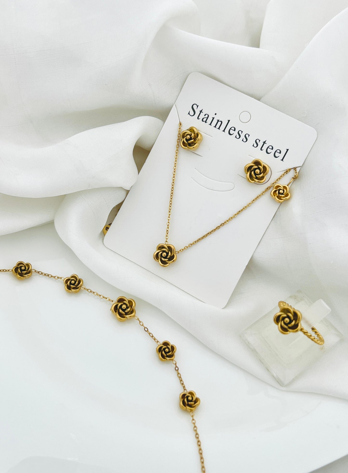 Vintage Rose Set