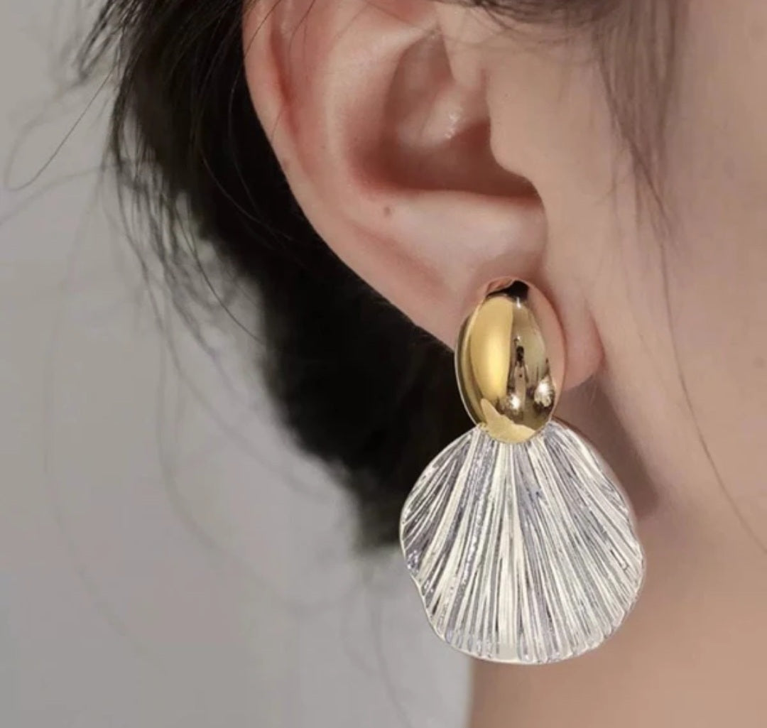 Golden Ripple earrings