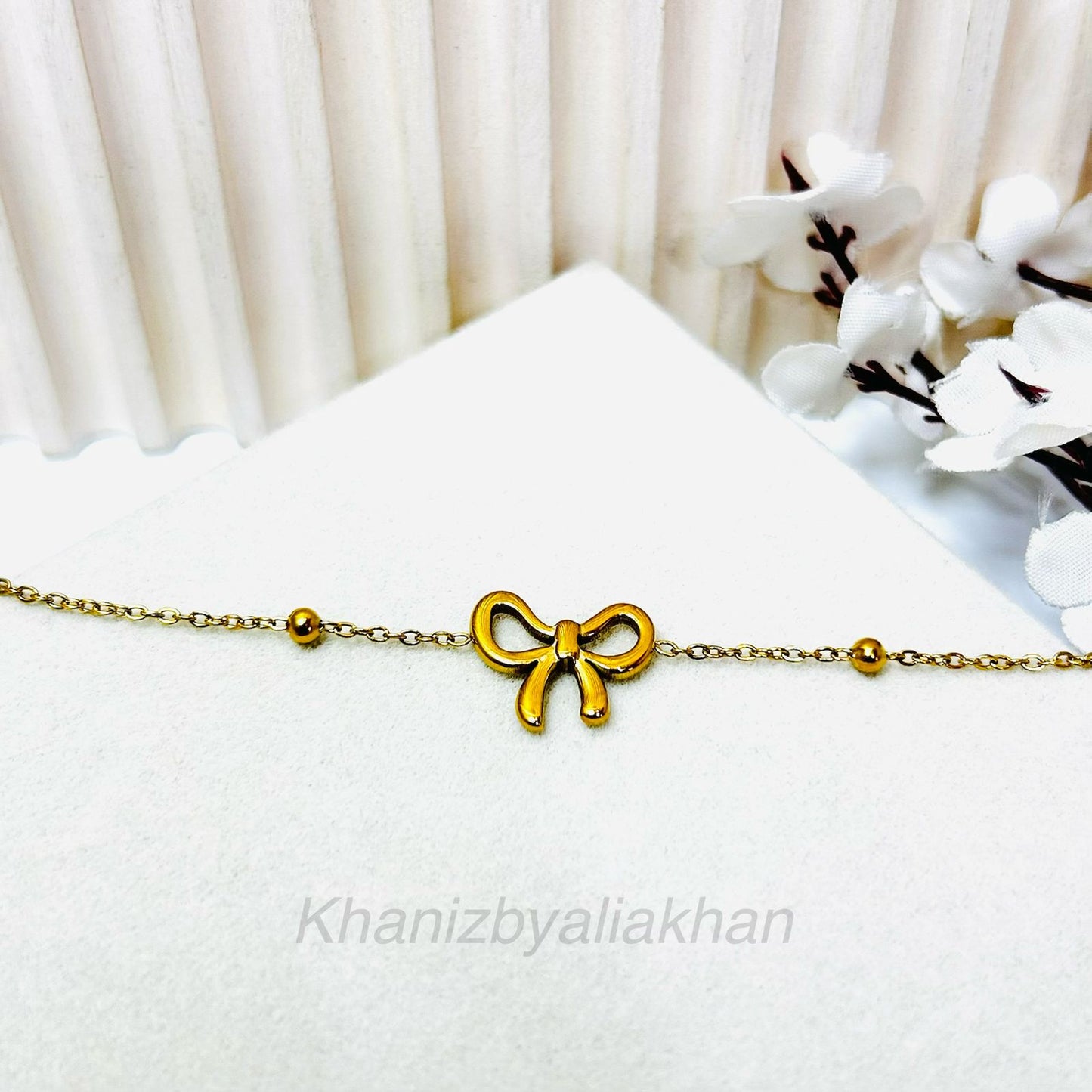 Bow Bracelet