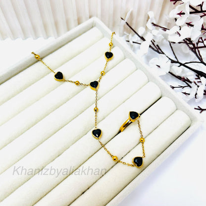 Black Heart Handchain
