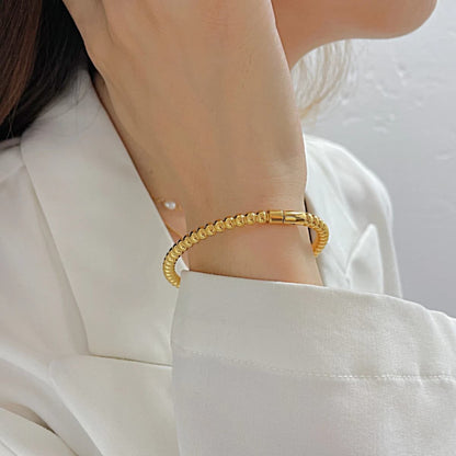 Dainty Boll Handcuff