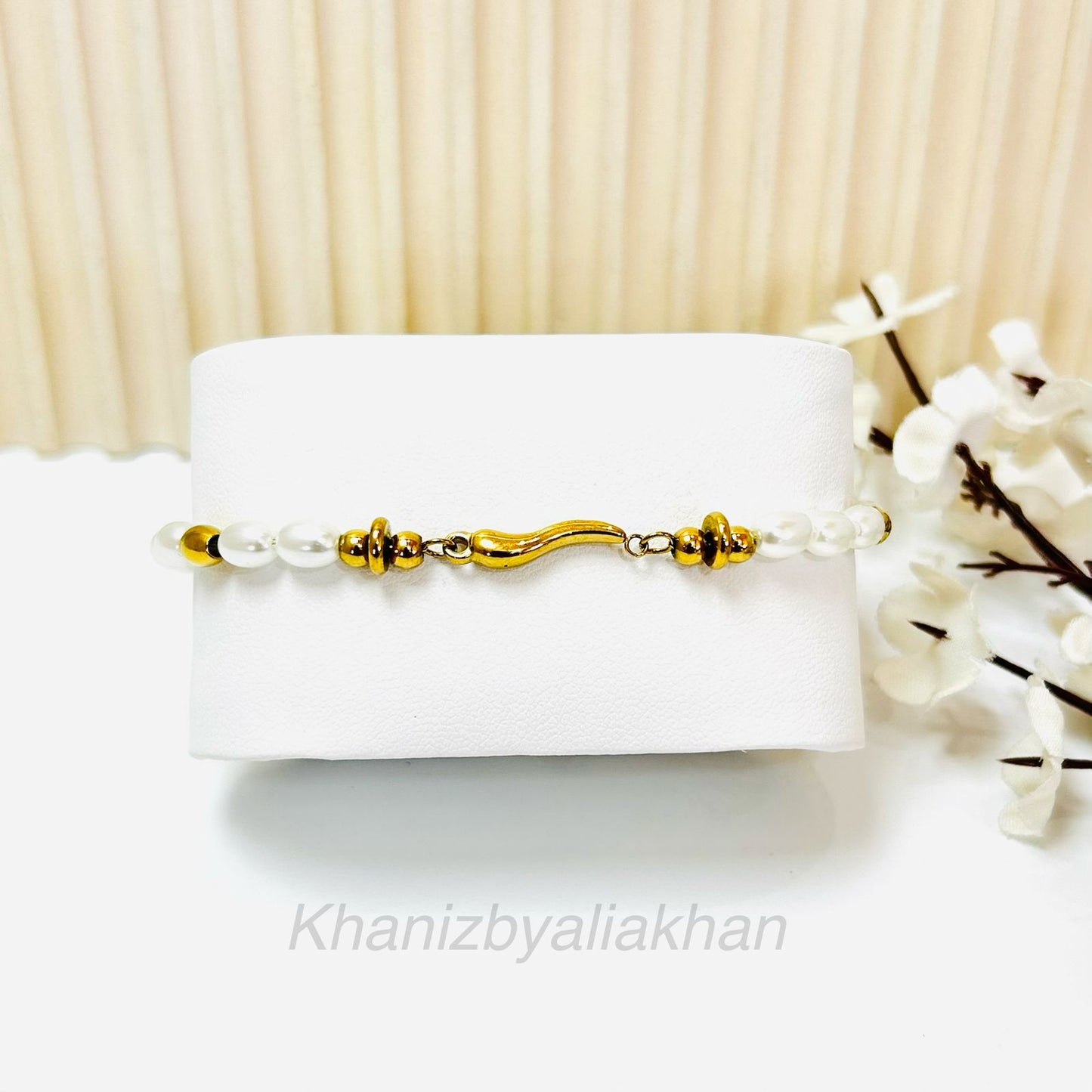 Lovina Pearl Bracelet