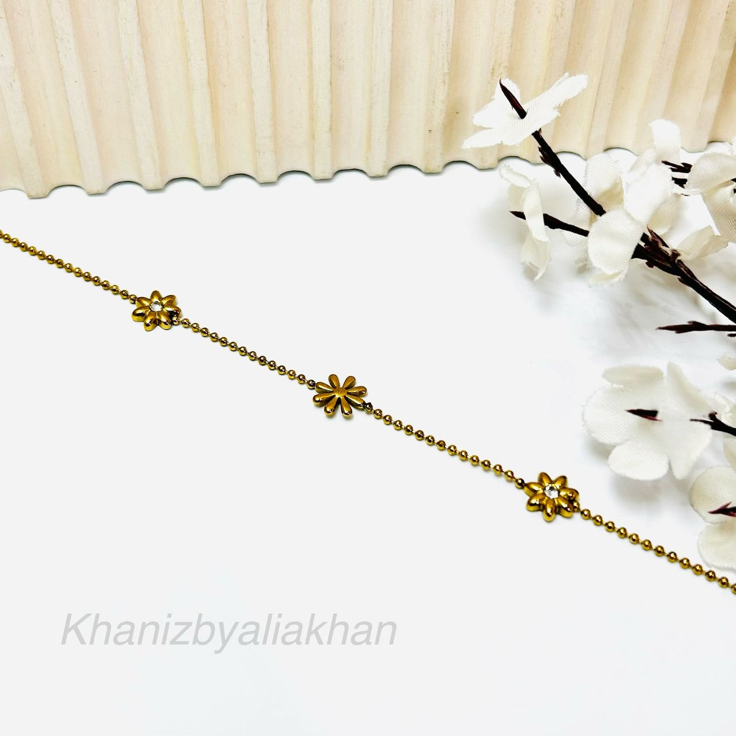 Daisy Flower Bracelet