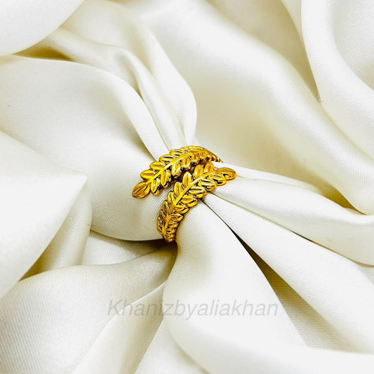 Leafy Ring