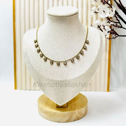 Dainty Glimmer Necklace
