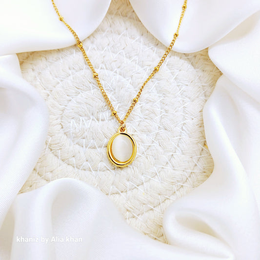 Solitaire Sparkle Pendant