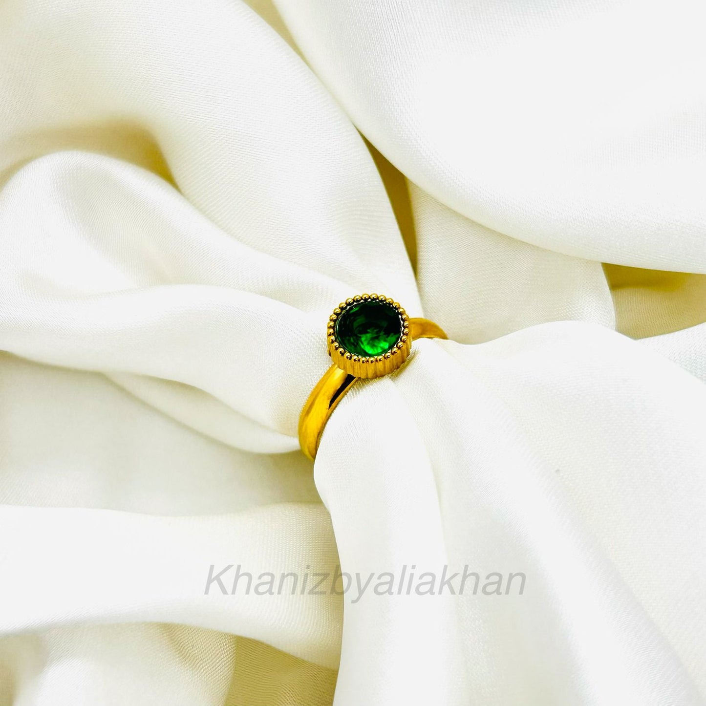 Emerald Blink Ring